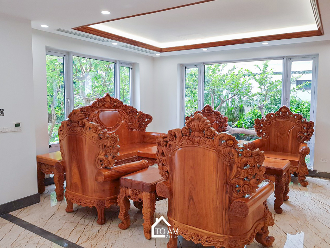 Phòng khách Gỗ gõ đỏ sang trọng phong cách Tân Cổ Điển - Biệt thự Gỗ gõ đỏ sang trọng – Tổ Ấm Design