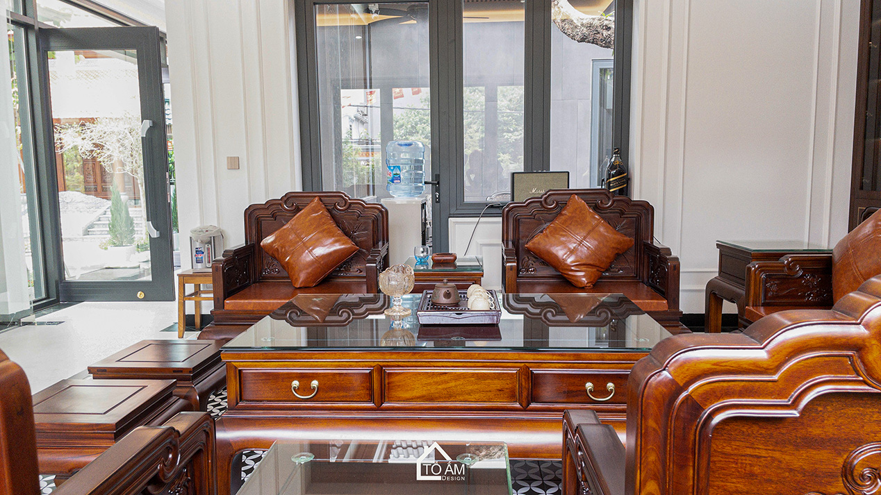 Phòng khách: Giao thoa truyền thống & Indochine – linh hồn của căn biệt thự sân vườn Đông Anh - Hoàn thiện công trình Biệt thự sân vườn Đông Anh - Tổ Ấm Design