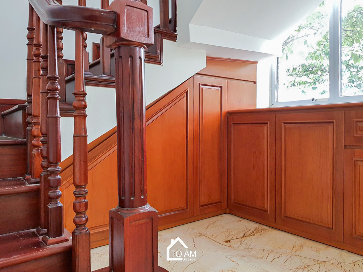 Phòng khách Gỗ gõ đỏ sang trọng phong cách Tân Cổ Điển - Biệt thự Gỗ gõ đỏ sang trọng – Tổ Ấm Design