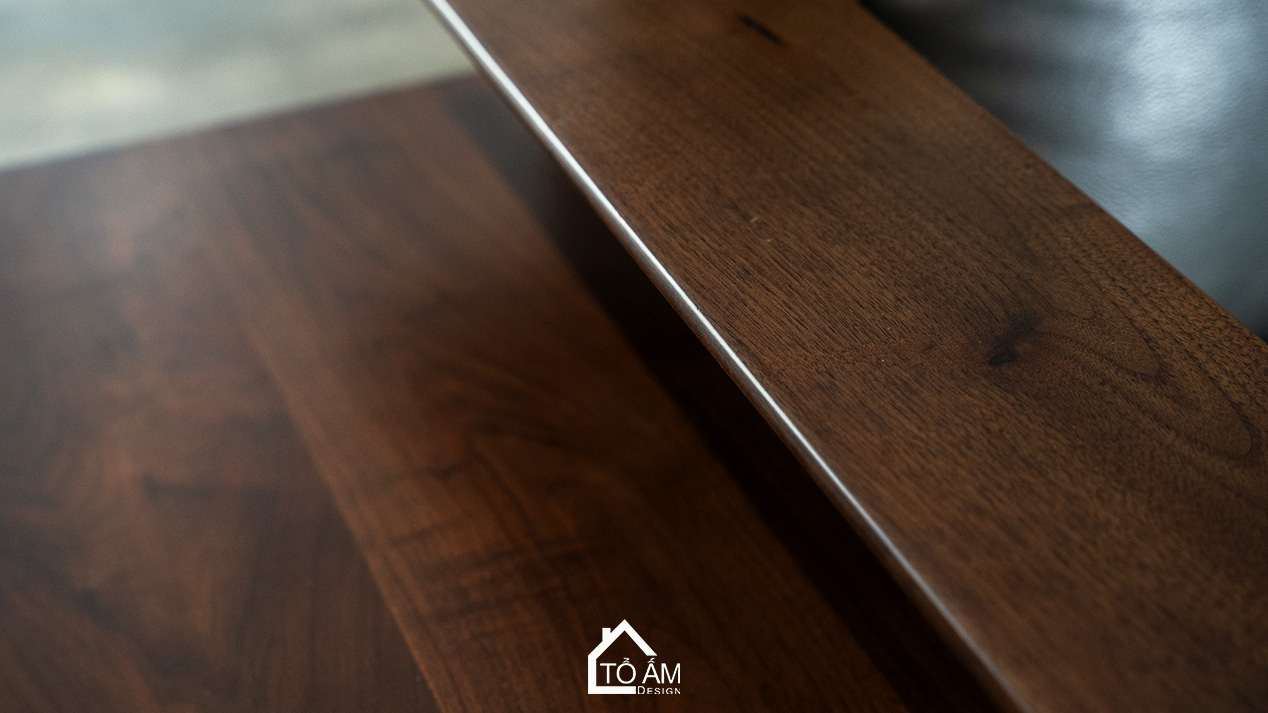 Phòng khách Biệt thự Gỗ Sồi Ecopark: Dấu ấn của sự sang trọng và bình yên - Hoàn tiện công trình Biệt thự Gỗ Sồi Mỹ Ecopark - Tổ Ấm Design