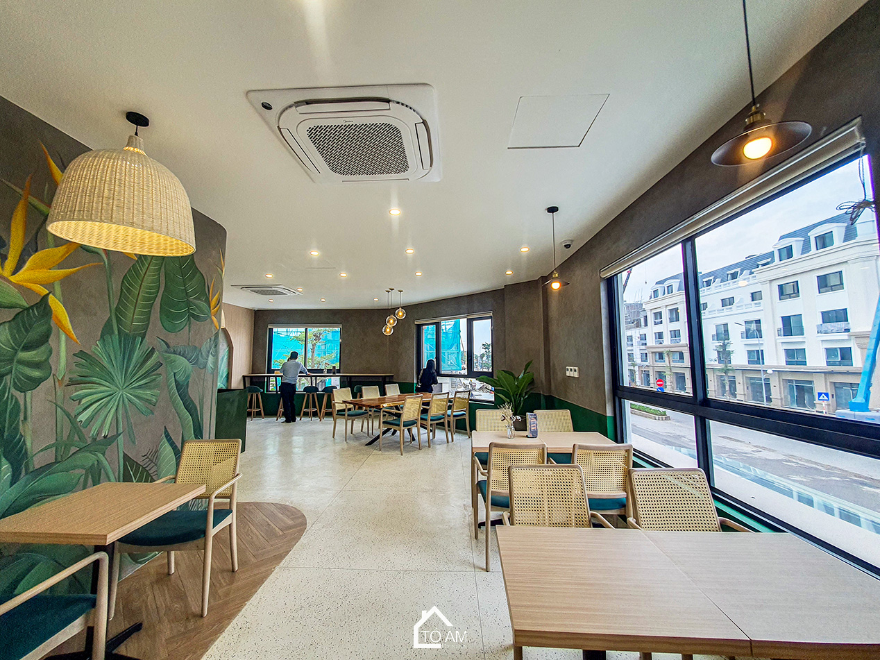 Tầng 1 & 2: Không gian dịch vụ: Quán cà phê – Hoàn thiện Công trình Nhà mẫu SHG9M tại Vinhomes Golden Avenue Móng Cái - Không gian nhà phố chữa lành - Tổ Ấm Design