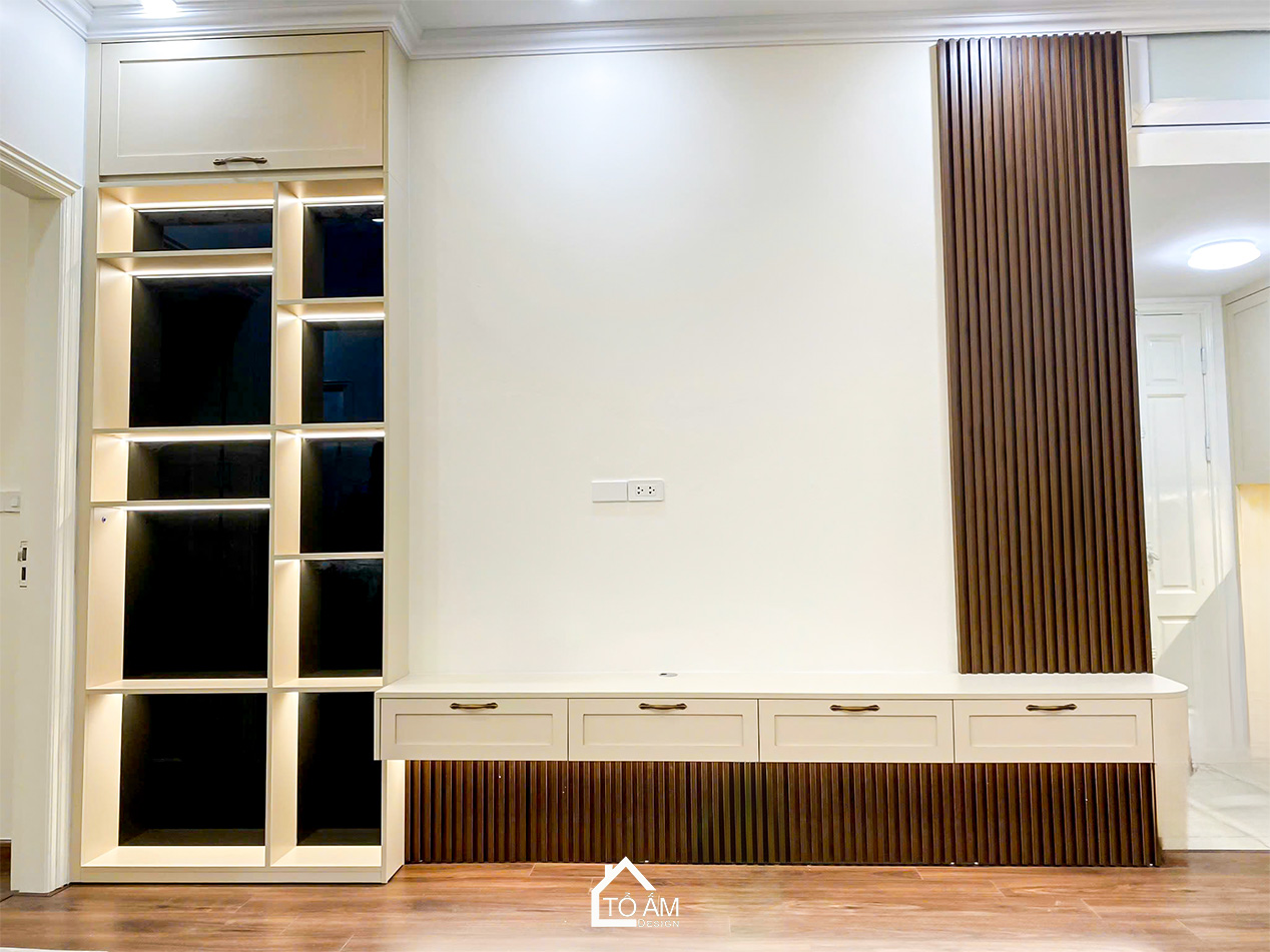 Phòng khách kết hợp bàn ăn: Trắng tinh khôi – Sang trọng – Nhẹ nhàng - Hoàn thiện Chung cư 3 ngủ Cienco Thanh Xuân, Hoàng Đạo Thúy - Tổ Ấm Design