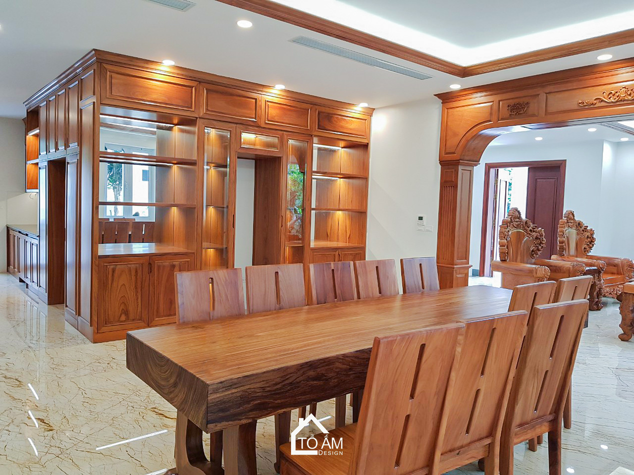 Phòng Bếp Gỗ gõ đỏ sang trọng phong cách Tân Cổ Điển - Biệt thự Gỗ gõ đỏ sang trọng – Tổ Ấm Design