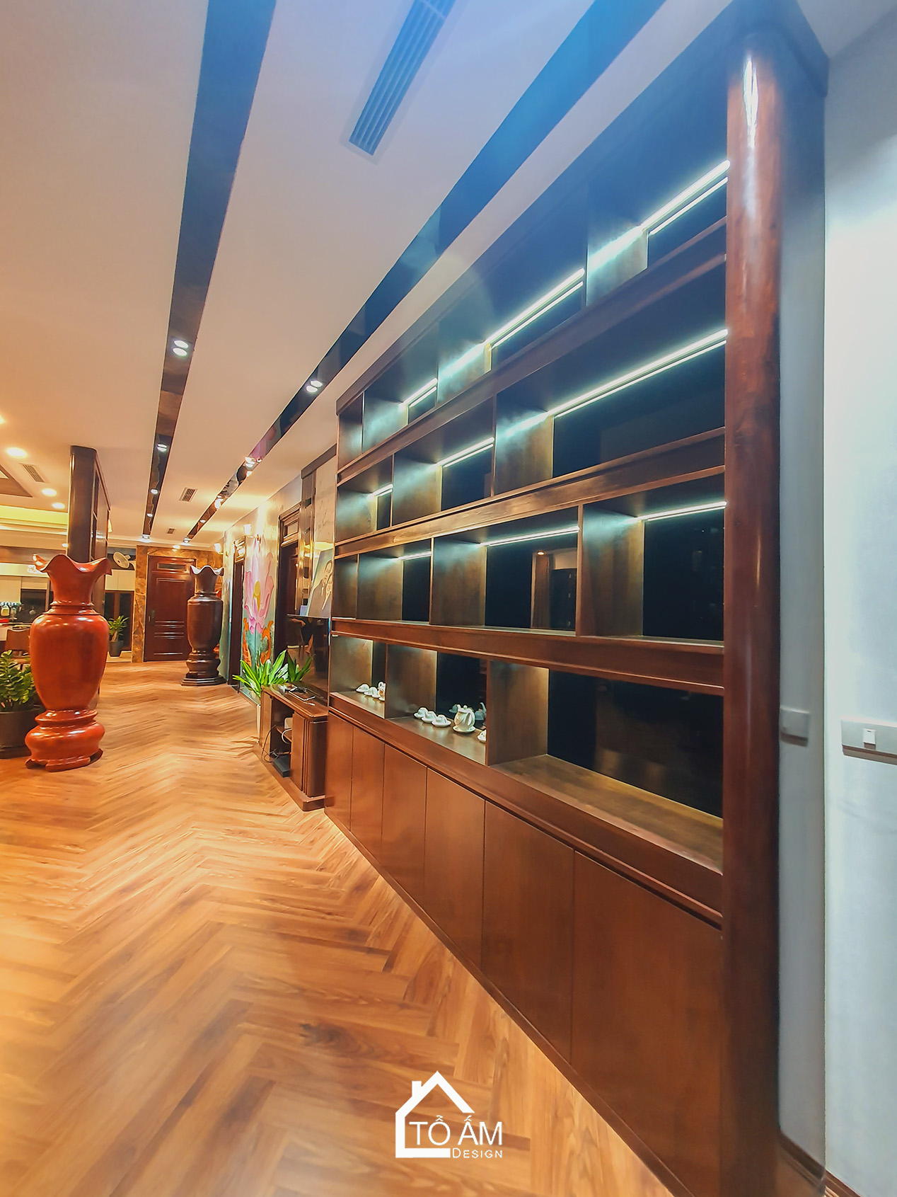 Không gian làm việc Penthouse Gỗ Tự Nhiên, Gỗ óc chó Sang Trọng - Hoàn thiện công trình Penthouse Gỗ Tự Nhiên chú Vui tại Hòa Lạc - Tổ Ấm Design