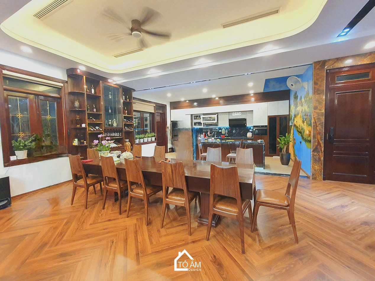 Phòng bếp Penthouse Gỗ Tự Nhiên, Gỗ óc chó Sang Trọng - Hoàn thiện công trình Penthouse Gỗ Tự Nhiên chú Vui tại Hòa Lạc - Tổ Ấm Design