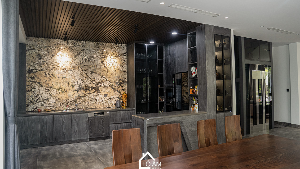 Phòng bếp & phòng ăn Biệt thự Gỗ Sồi Ecopark: Ấm cúng – hiện đại – rất “đời sống” - Hoàn thiện công trình Biệt thự Gỗ Sồi Mỹ Ecopark - Tổ Ấm Design