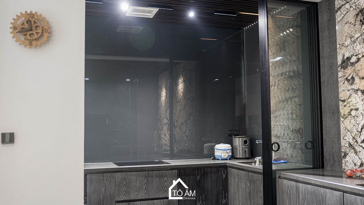 Phòng bếp & phòng ăn Biệt thự Gỗ Sồi Ecopark: Ấm cúng – hiện đại – rất “đời sống” - Hoàn thiện công trình Biệt thự Gỗ Sồi Mỹ Ecopark - Tổ Ấm Design