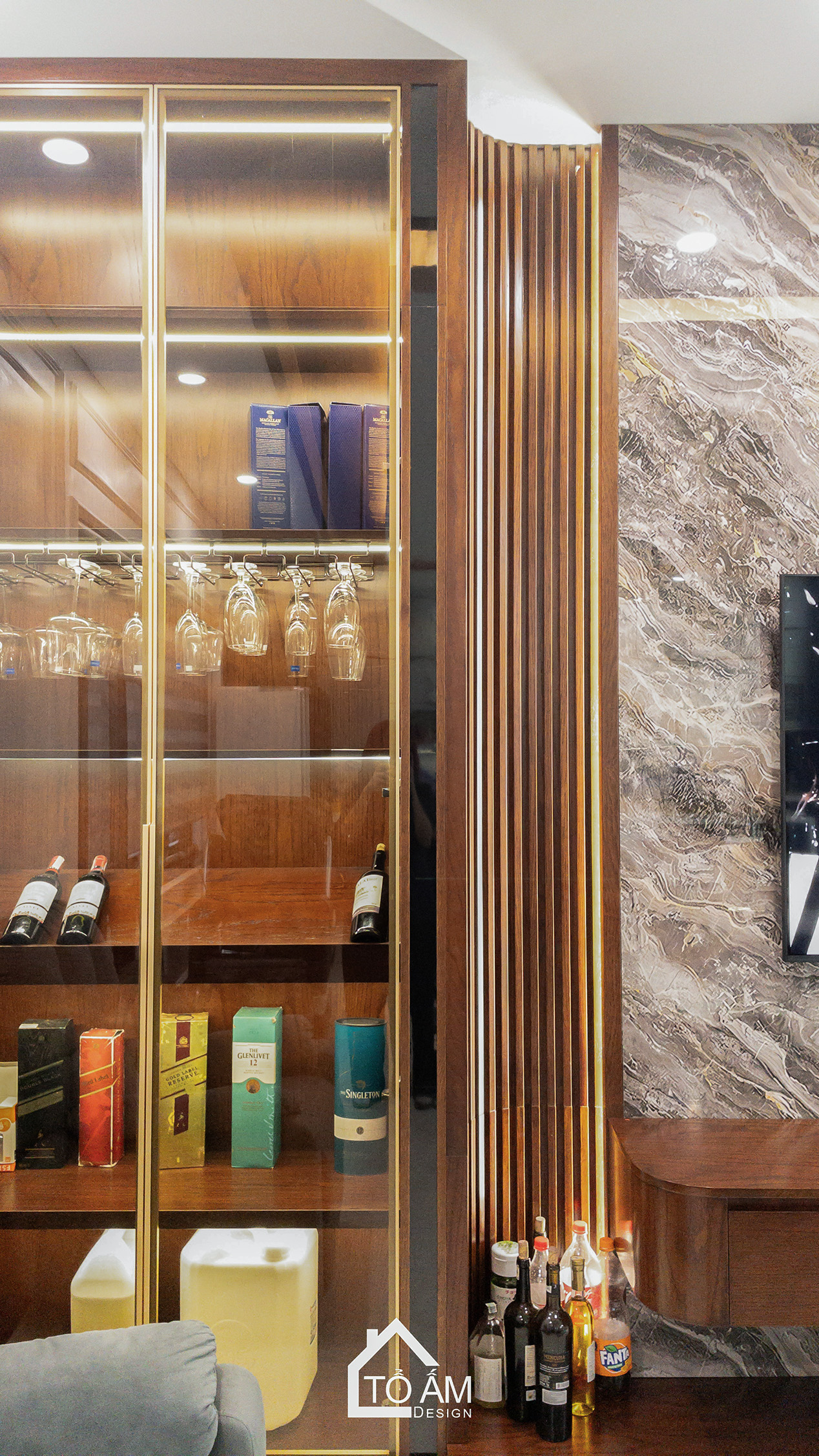 Phòng bếp & khu ăn uống: Gắn kết – Tiện nghi – Sang trọng - Hoàn thiện công trình Biệt thự sân vườn Đông Anh - Tổ Ấm Design