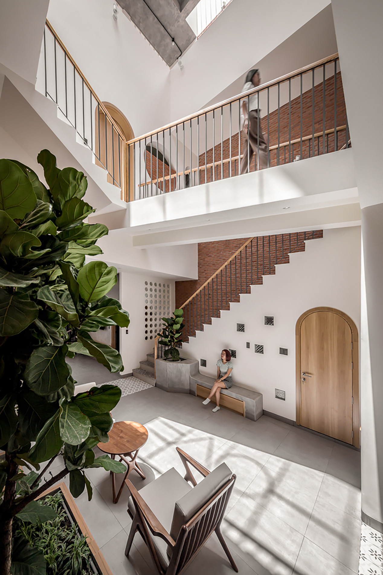 Không gian nội thất Nhà phố Tropical Hồ Chí Minh – phong cách mở, ngập tràn ánh sáng - Công trình tham khảo Nhà phố Tropical Hồ Chí Minh - Tổ Ấm Design