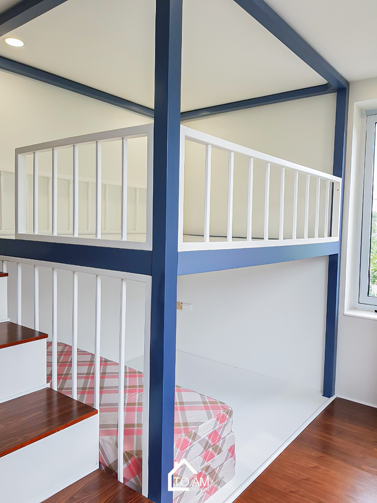 Phòng ngủ bé trai Gỗ gõ đỏ sang trọng phong cách Tân Cổ Điển - Biệt thự Gỗ gõ đỏ sang trọng – Tổ Ấm Design