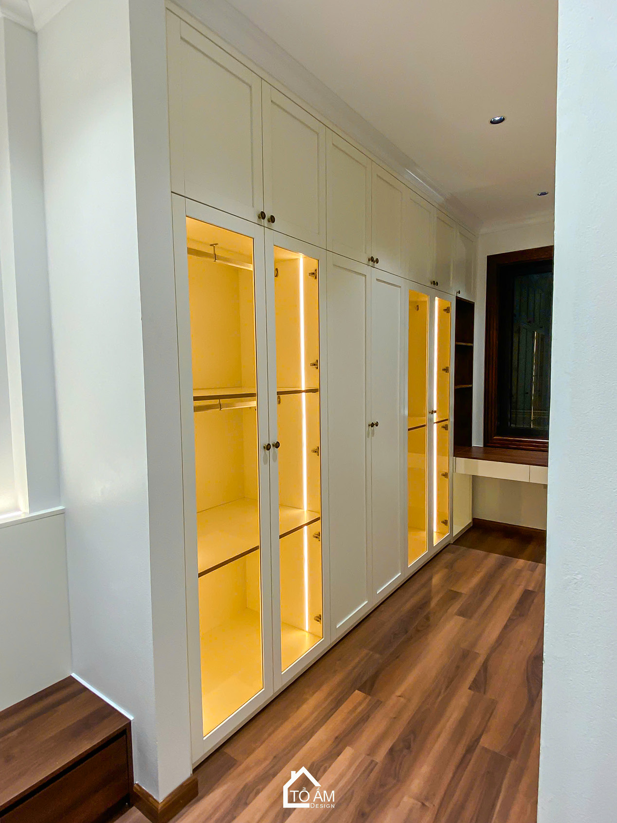 Phòng ngủ con gái (có khu thay đồ): Nữ tính và tinh tế - Hoàn Thiện Nội Thất Nhà Phố 3 Tầng tại Yên Nghĩa, Hà Đông - Tổ Ấm Design