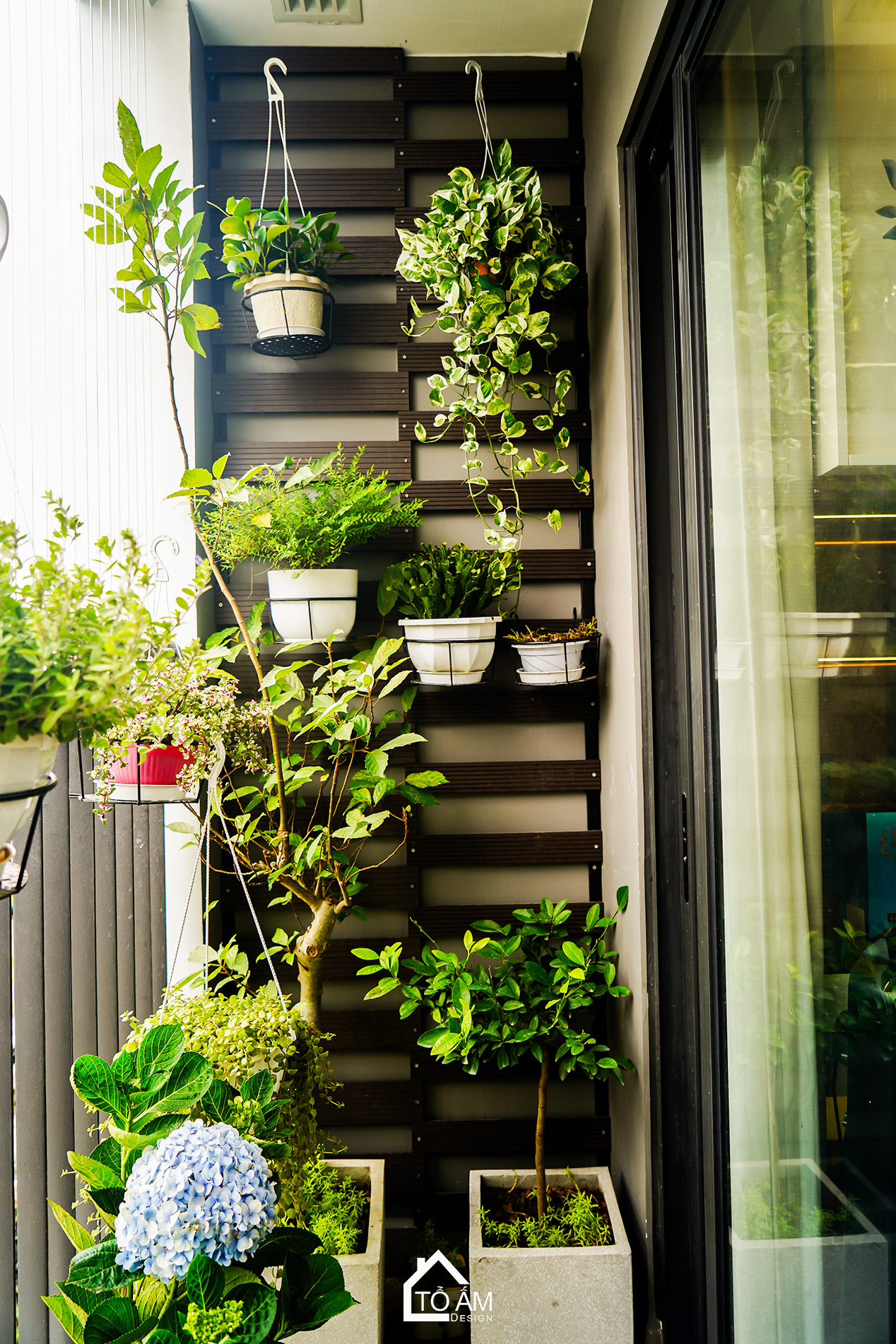 Ban công xanh: Nơi tâm hồn được chữa lành mỗi ngày - Hoàn thiện Chung cư 3 ngủ Zurich 1, Ocean Park - Tổ Ấm Design