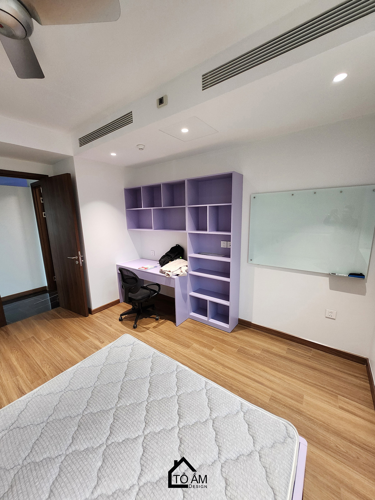 Phòng ngủ con gái: Trẻ trung – nhẹ nhàng – cảm hứng học tập - Hoàn thiện Chung cư 2 ngủ tại Tòa Ciputra, Tây Hồ - Tổ Ấm Design 