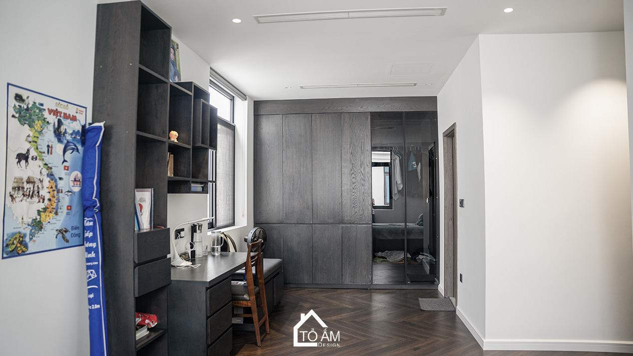 Phòng ngủ con trai: Mạnh mẽ – khoa học – tối giản - Hoàn thiện công trình Biệt thự Gỗ Sồi Mỹ Ecopark - Tổ Ấm Design