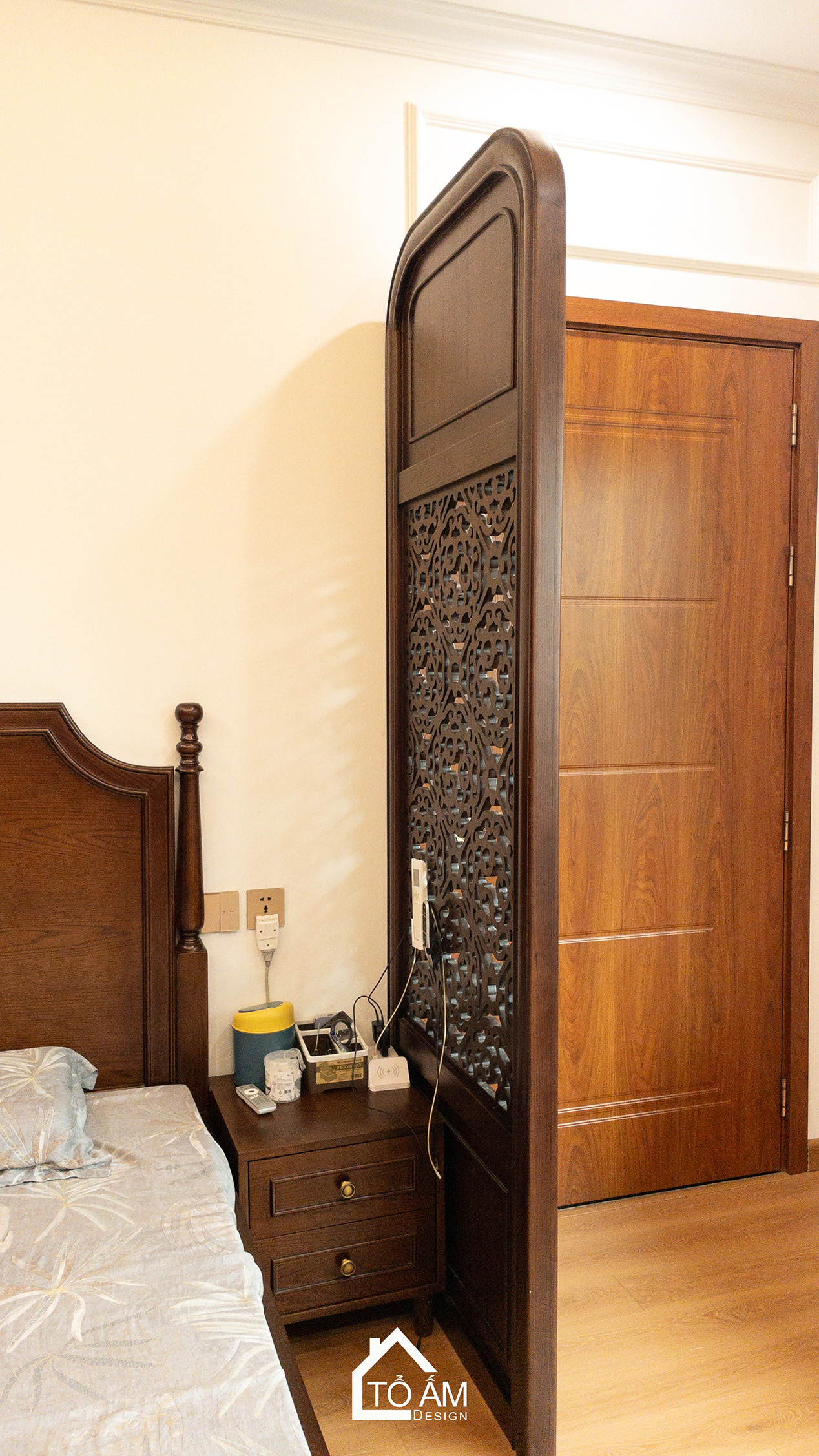 Phòng ngủ Master: Tĩnh tại – Riêng tư – Đậm chất Đông Dương  - Hoàn thiện công trình Biệt thự sân vườn Đông Anh - Tổ Ấm Design