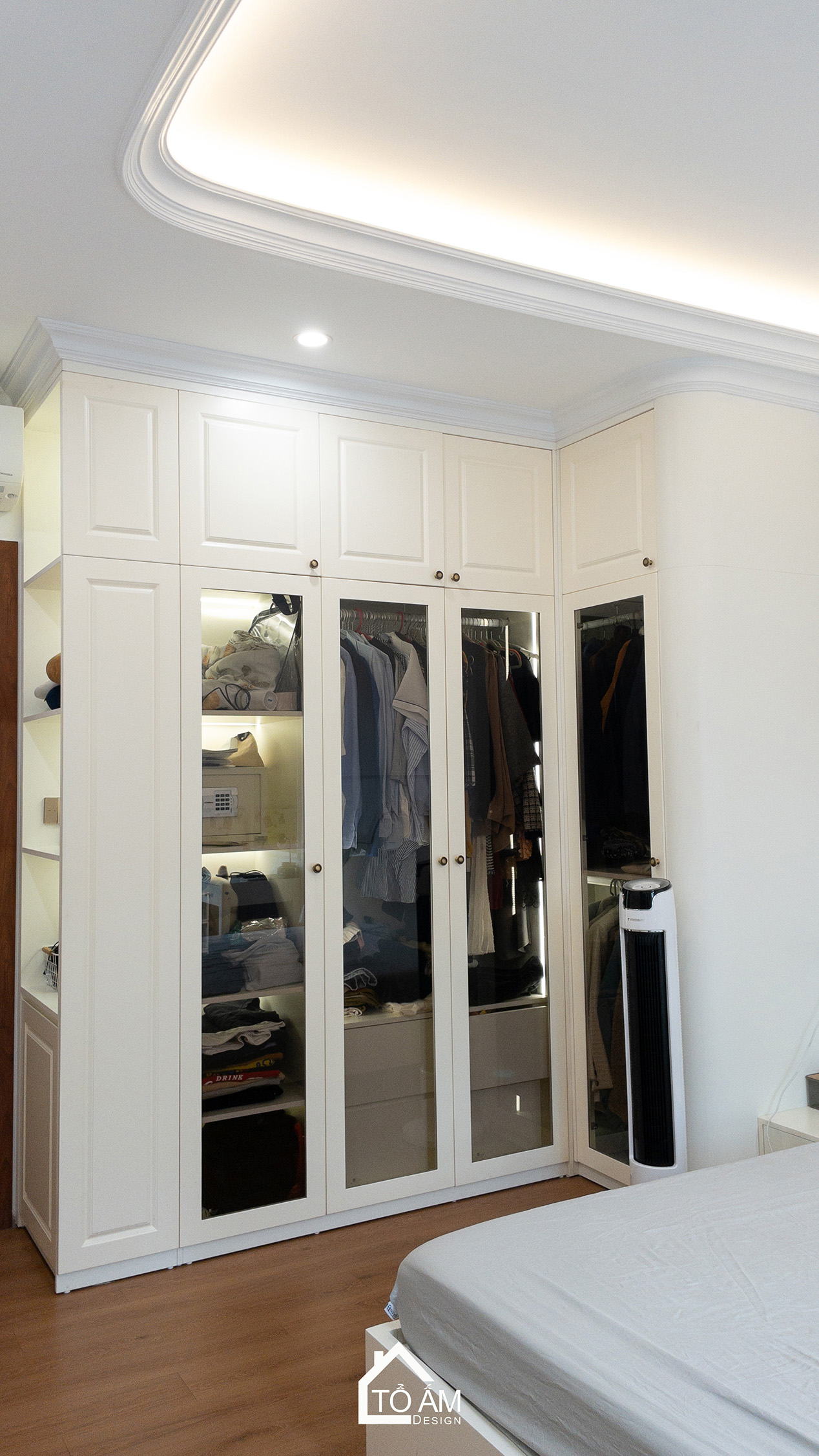 Phòng ngủ con gái: Trẻ trung, thanh lịch nhưng vẫn hài hòa phong cách chung - Hoàn thiện công trình Biệt thự sân vườn Đông Anh - Tổ Ấm Design